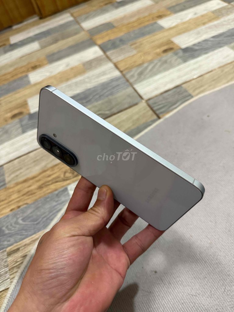 Фото 3: Samsung A57 8GB/128GB белый