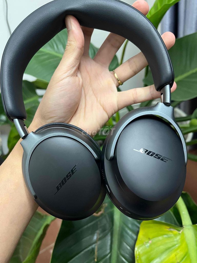 Фото 2: Наушники Bose Quiet Comfort Ultra Headphone