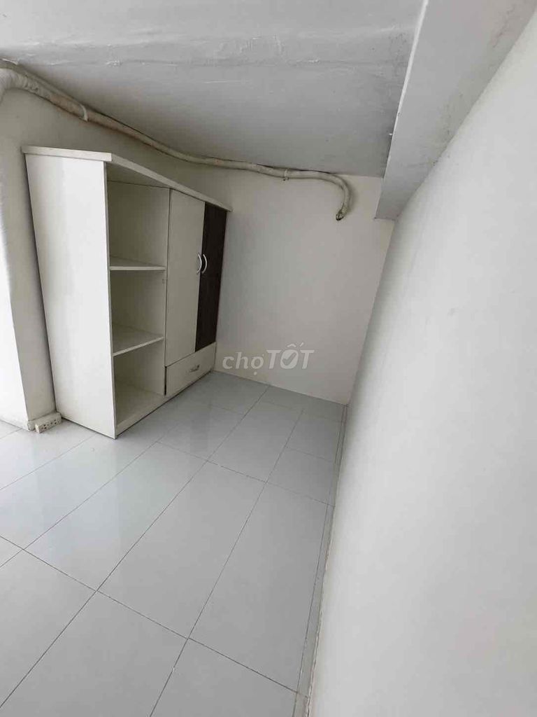 Фото 3: СДАЁТСЯ КОМНАТА NGUYỄN VĂN KHỐI