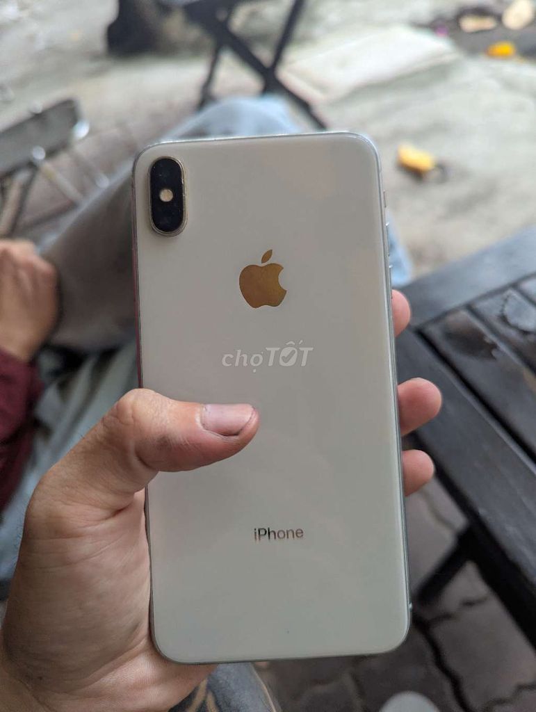 Apple iPhone XS Max Белый, треснувшее стекло экрана