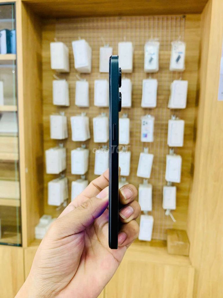 Фото 3: OPPO Reno 8Z 5G 256GB черный Snapdragon 695 5G