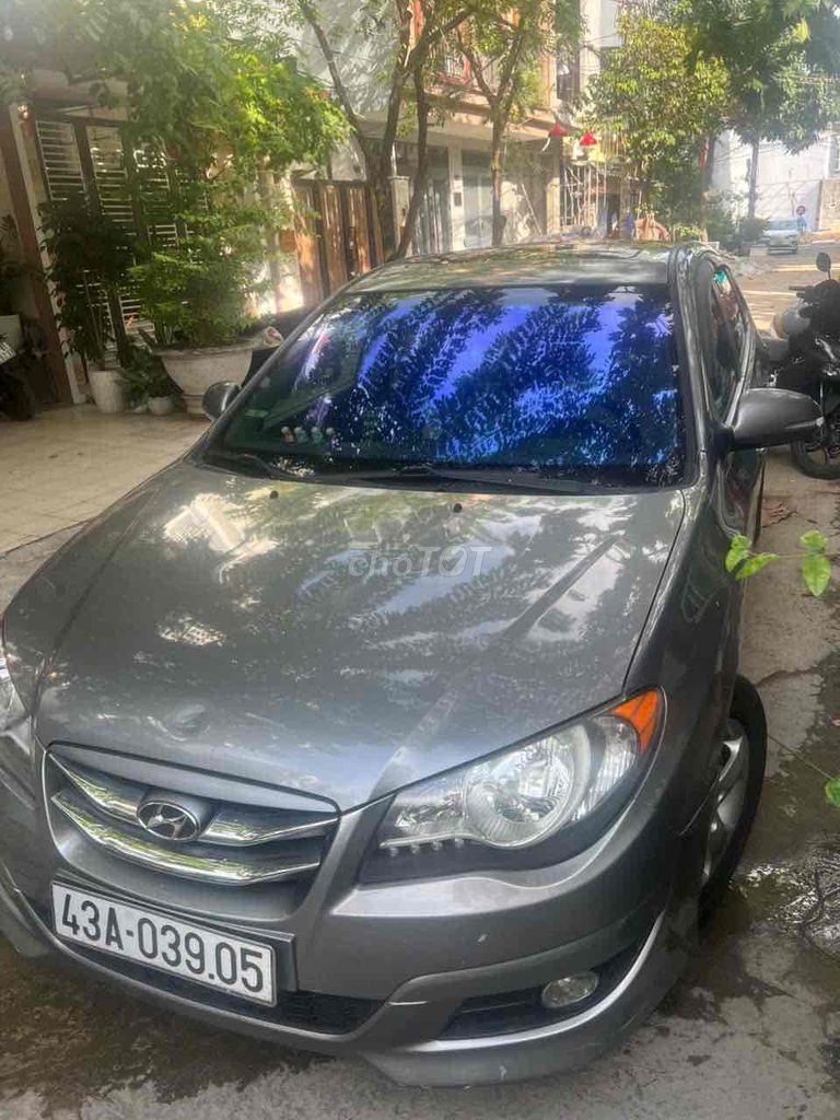Фото 2: Hyundai Elantra 2011 Автомат Серый 150000 км