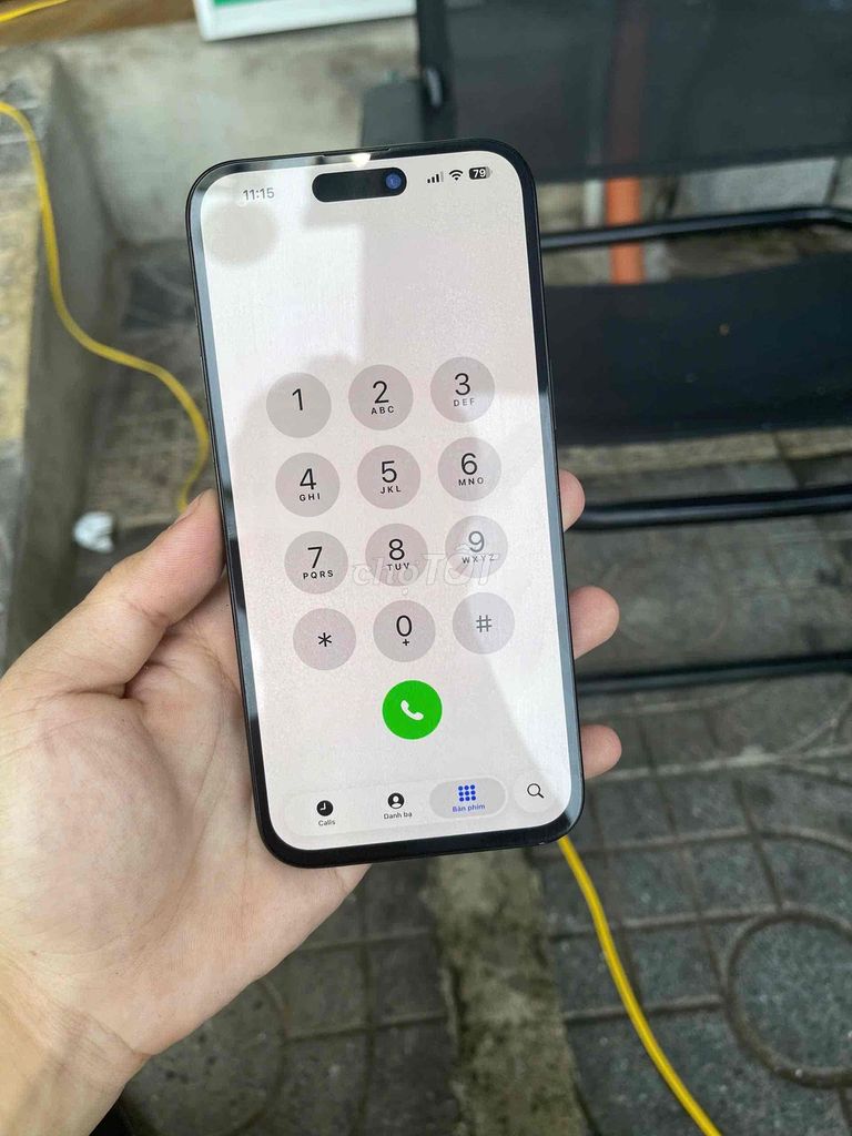 Фото 2: Apple iPhone 15 Pro Max черный