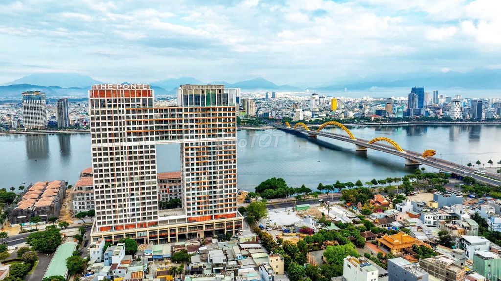 Фото 2: Срочно продается Duplex The Ponte на высоком этаже с видом на море, можно сразу заезжать