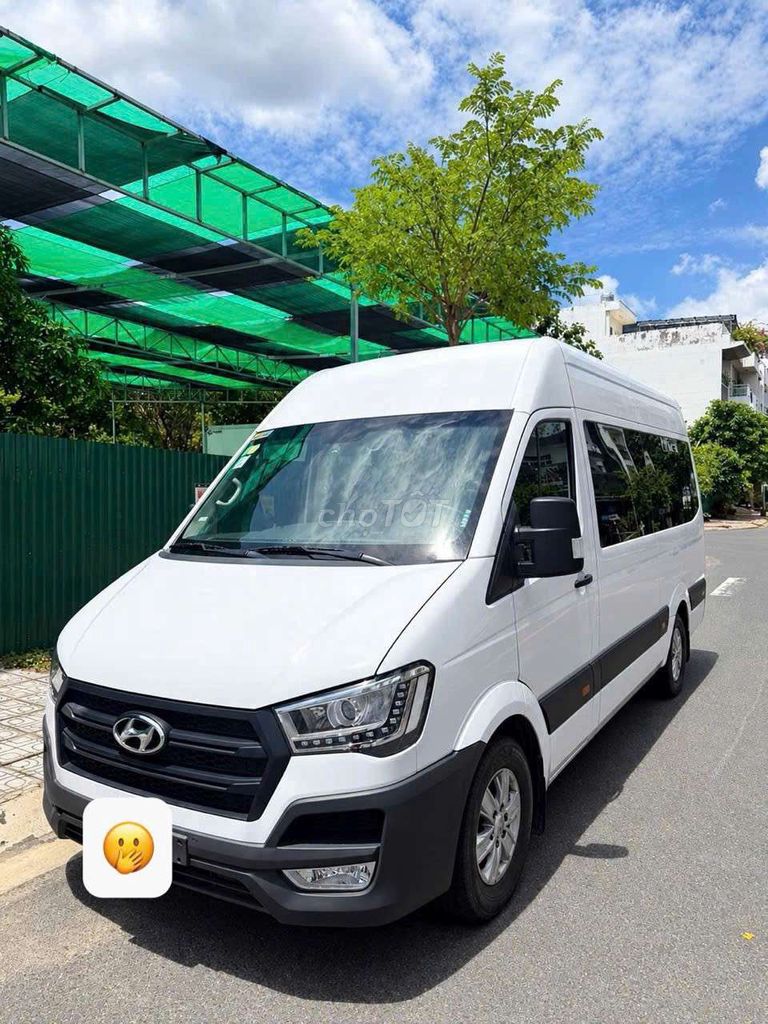 Hyundai Solati 16 мест 2023 140.000 км