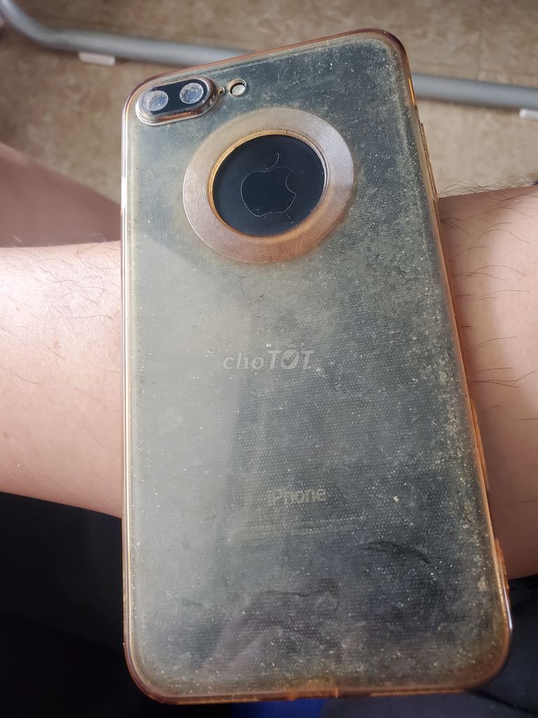 Фото 2: Apple iPhone 7 Plus сломан