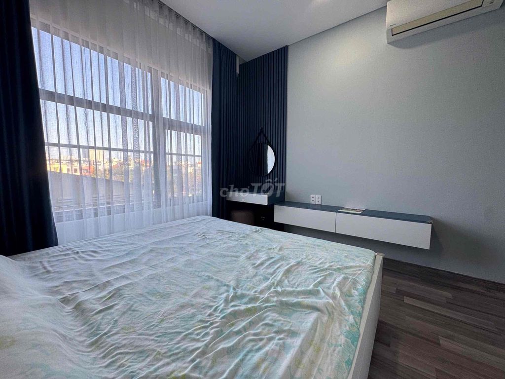 Cho thuê căn hộ 2 phòng ngủ Chung cư Monarchy- Full nội thất