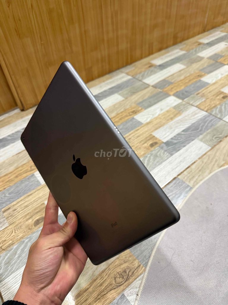 Фото 3: Apple iPad Gen 7 Wifi 32GB Серый