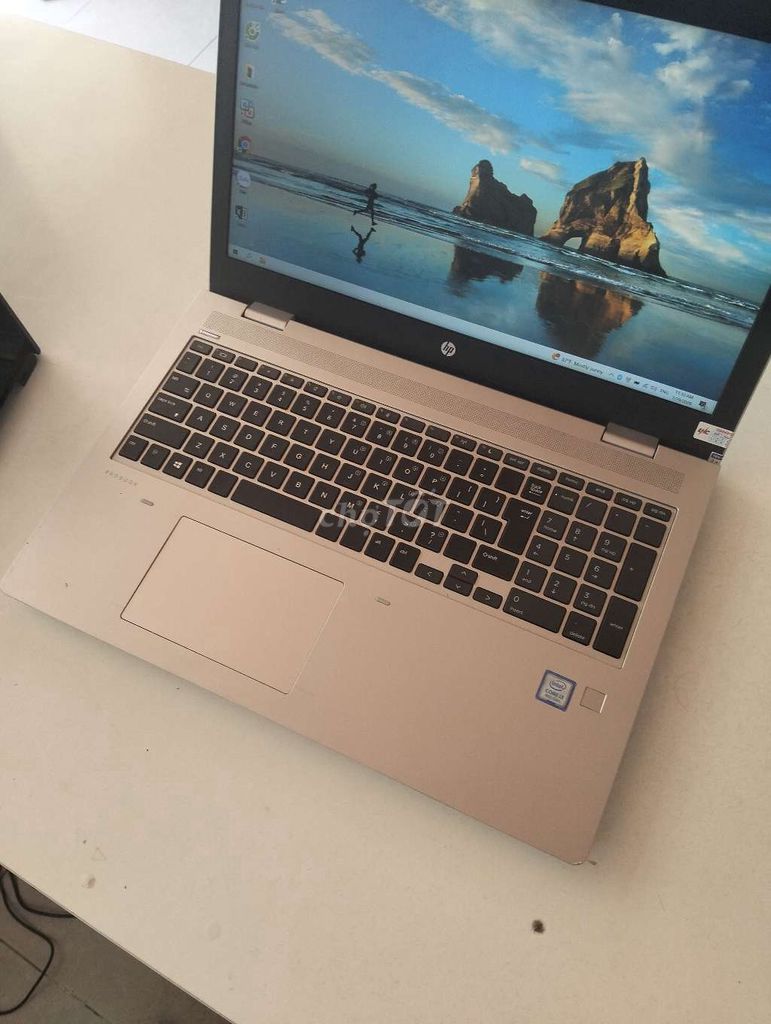 HP ProBook 650 G5 i3 8-го поколения 15.6 дюймов 8ГБ/128ГБ серебристый