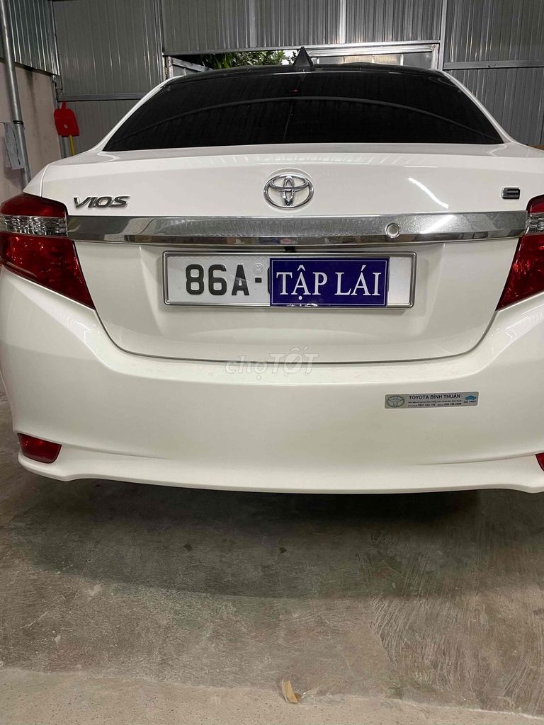 Фото 2: Toyota Vios E 2017 Механика 130 тысяч Белый