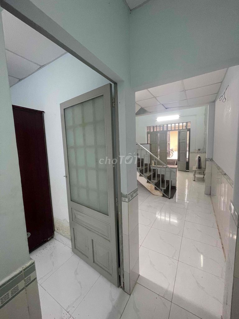 Фото 2: Сдается дом целиком рядом с Vinhomes Grand Park, район 9