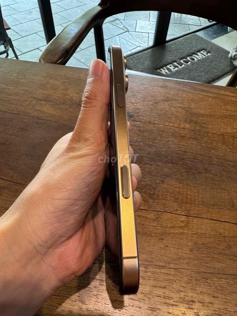Фото 2: Продам iPhone 16 Pro Max 256GB цвет Пустыня VN/A