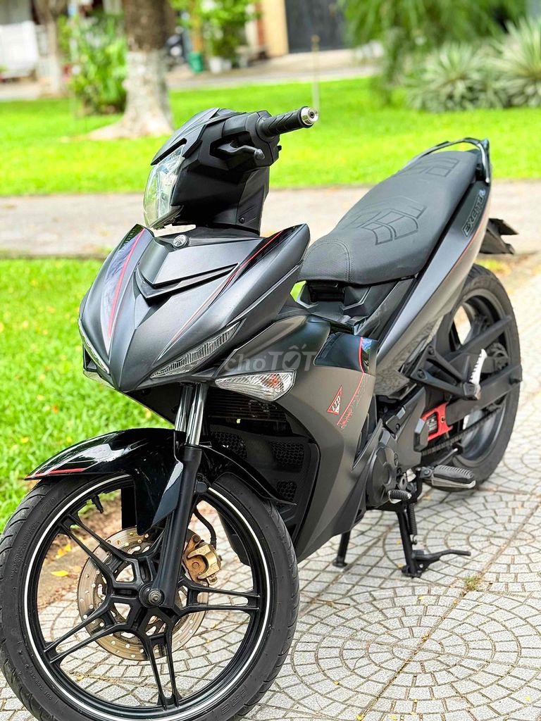 Фото 2: Yamaha Exciter 150 2016 чёрный