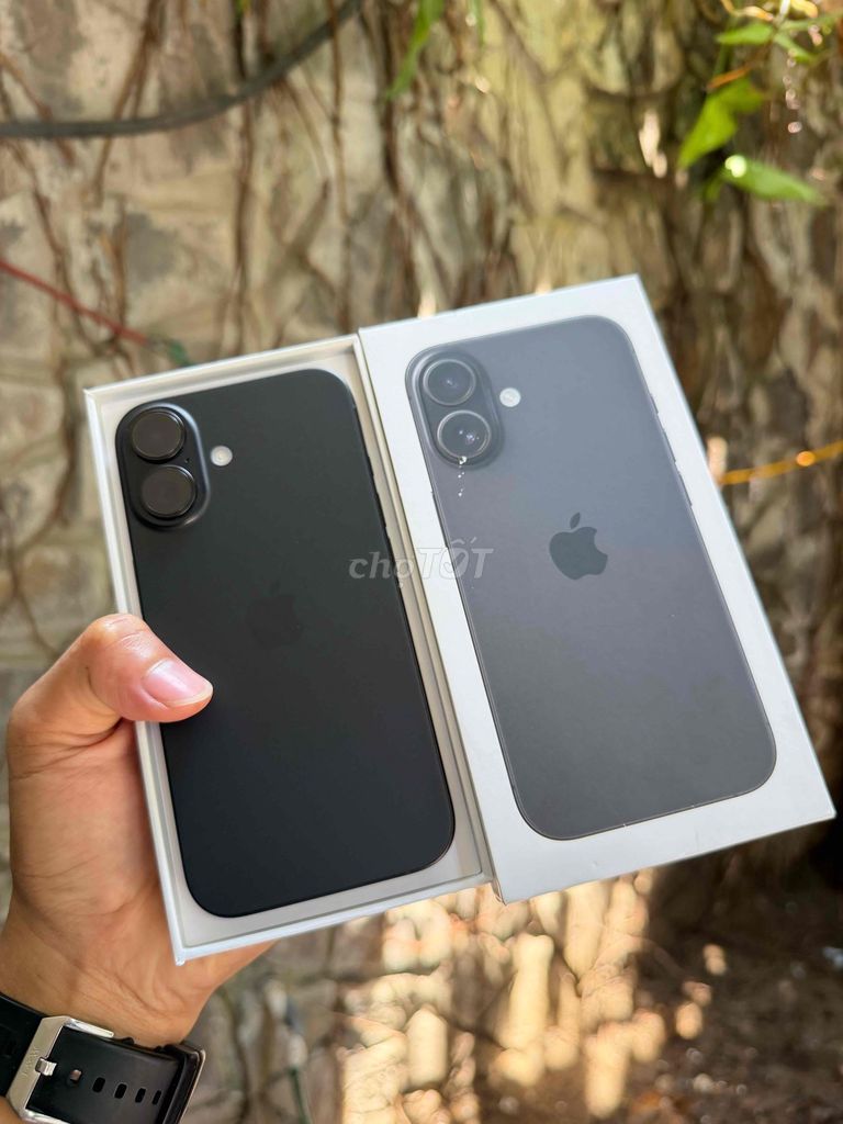 iPhone 16 128GB Черный США Не активирован