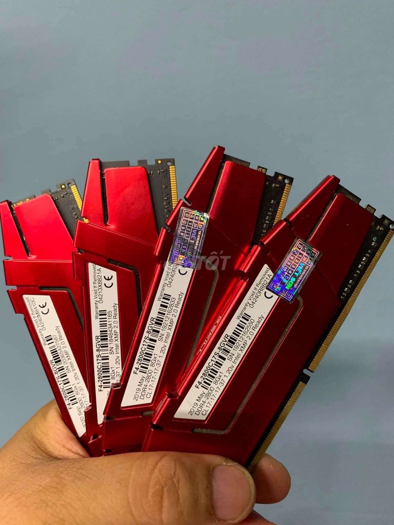 RAM G.Skill F4-2800C17S-8GVR DDR4 8GB Красный