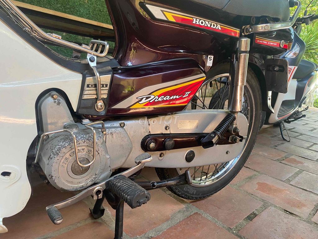 Фото 2: Honda Dream Тай Ной белый
