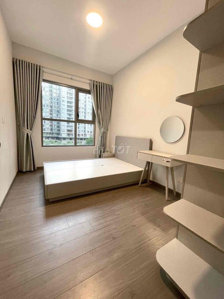 Фото 2: Квартира 2 спальни - 60 м² - цена 7 млн - вид на внутреннюю территорию