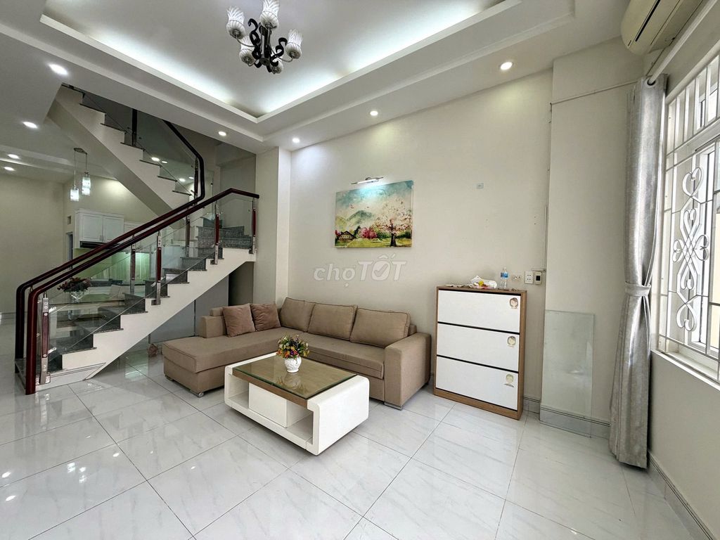 Фото 2: Переулок для автомобилей, улица 13, Бинь Чынг Тэй, район 2 | 52,1 м² (4x13), 3 этажа, красная книга