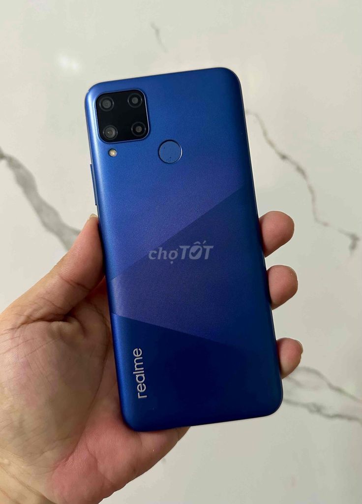 Realme C15 64GB, емкий аккумулятор 5000mAh