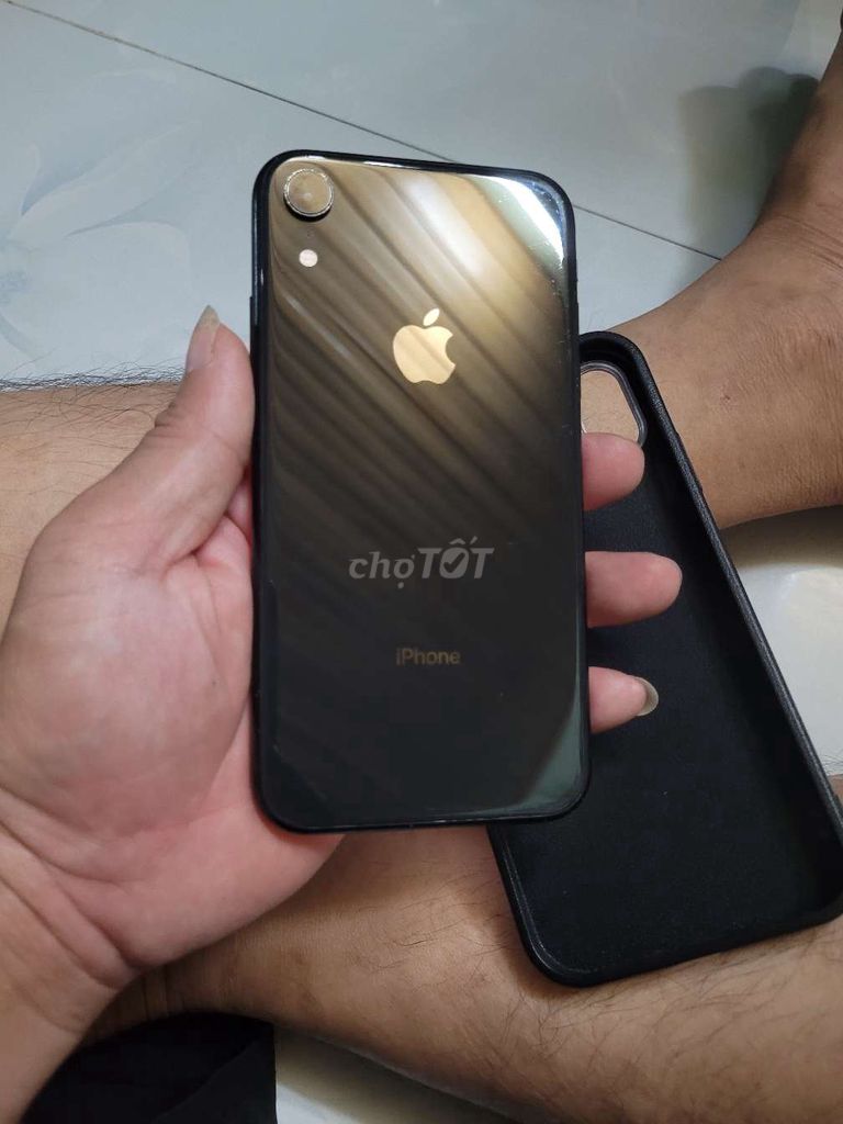 Фото 2: iPhone XR 64GB Заменен аккумулятор 88% Не работает Face ID