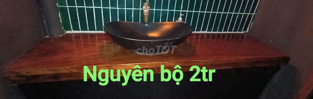 Bồn rửa mặt Gỗ Sứ Nâu đen Hiện đại