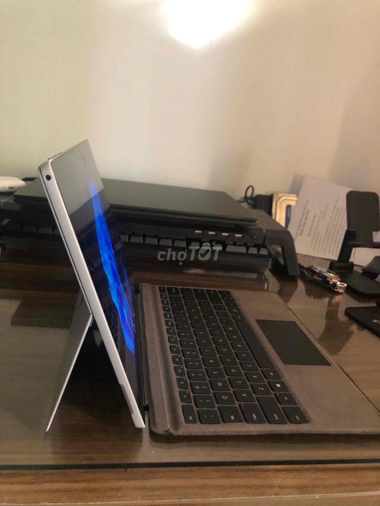 Фото 2: Microsoft Surface Pro i7 16GB/512GB Серый