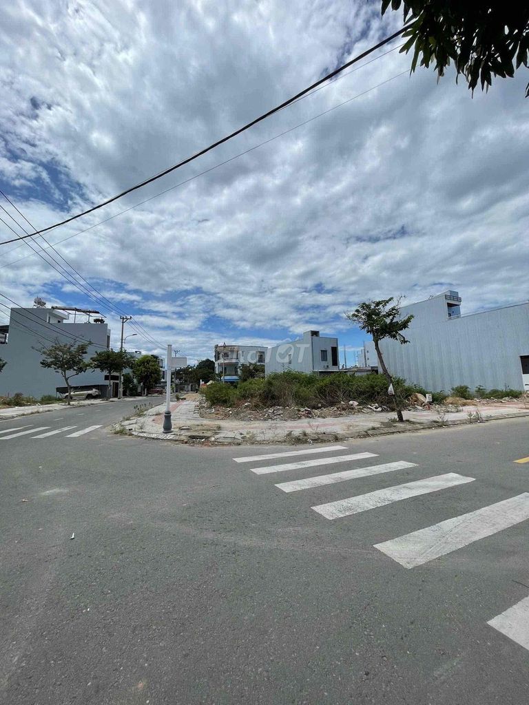 Фото 2: Сдается участок 2 фасада на Phan Hoan, почти 200м2