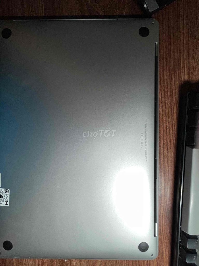 Фото 3: Apple Macbook Pro 2019 i9 15 inch 16GB/256GB Серый
