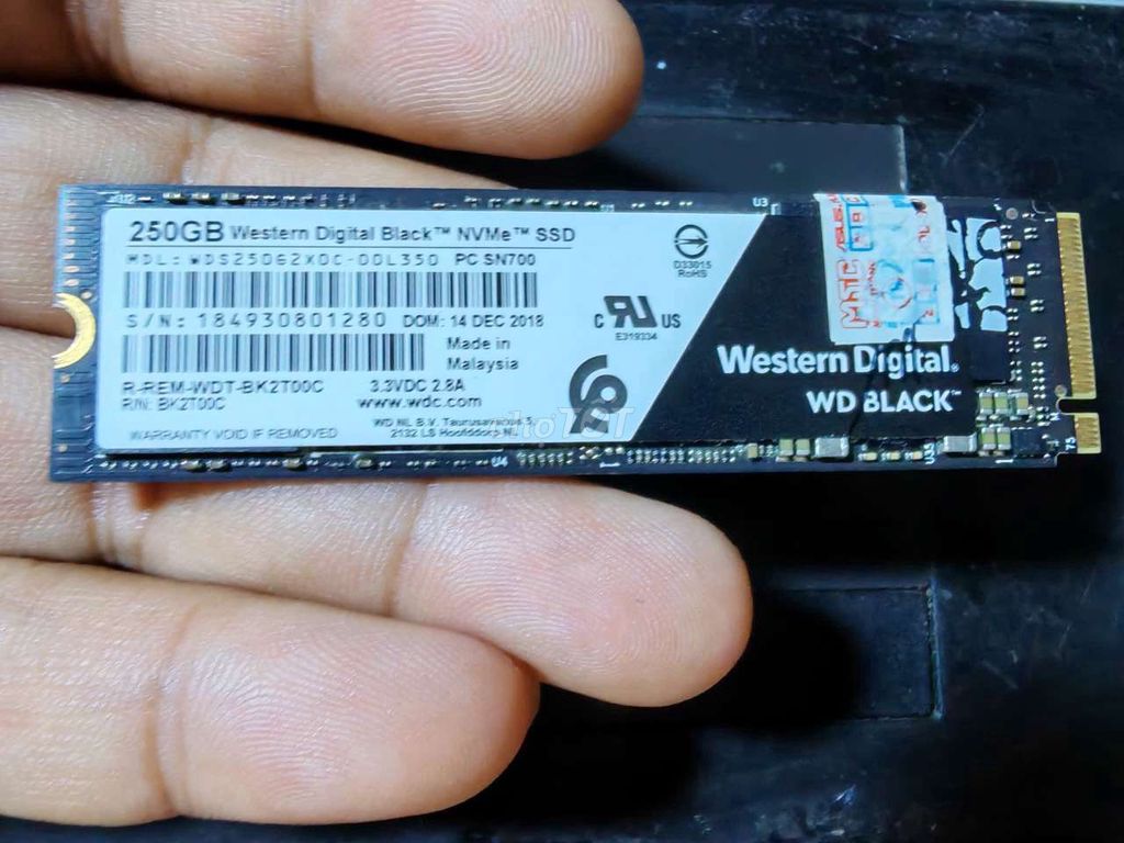 SSD M2 Western Digital WD Black SN700 250GB 100%