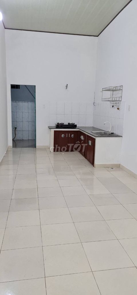 Фото 2: Cho thuê nhà kiệt ô tô  gần biển đường Chế Lan Viên. Ngũ hành Sơn.