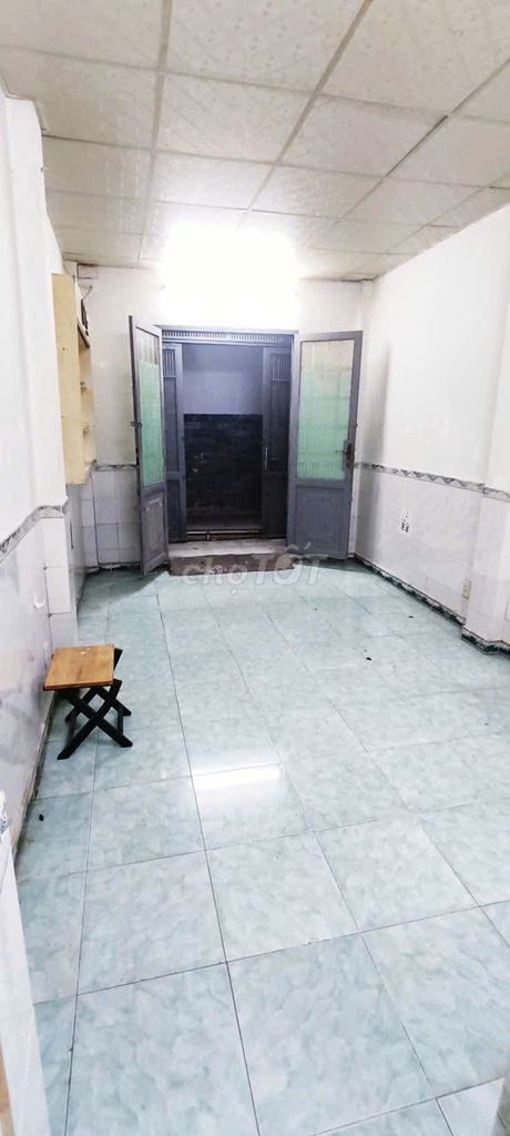 Фото 2: МАЛЕНЬКИЙ ДОМ 2 СПАЛЬНИ ДЛЯ НЕБОЛЬШОЙ СЕМЬИ_ СТУДЕНТОВ, ЦЕНТР РАЙОНА 3