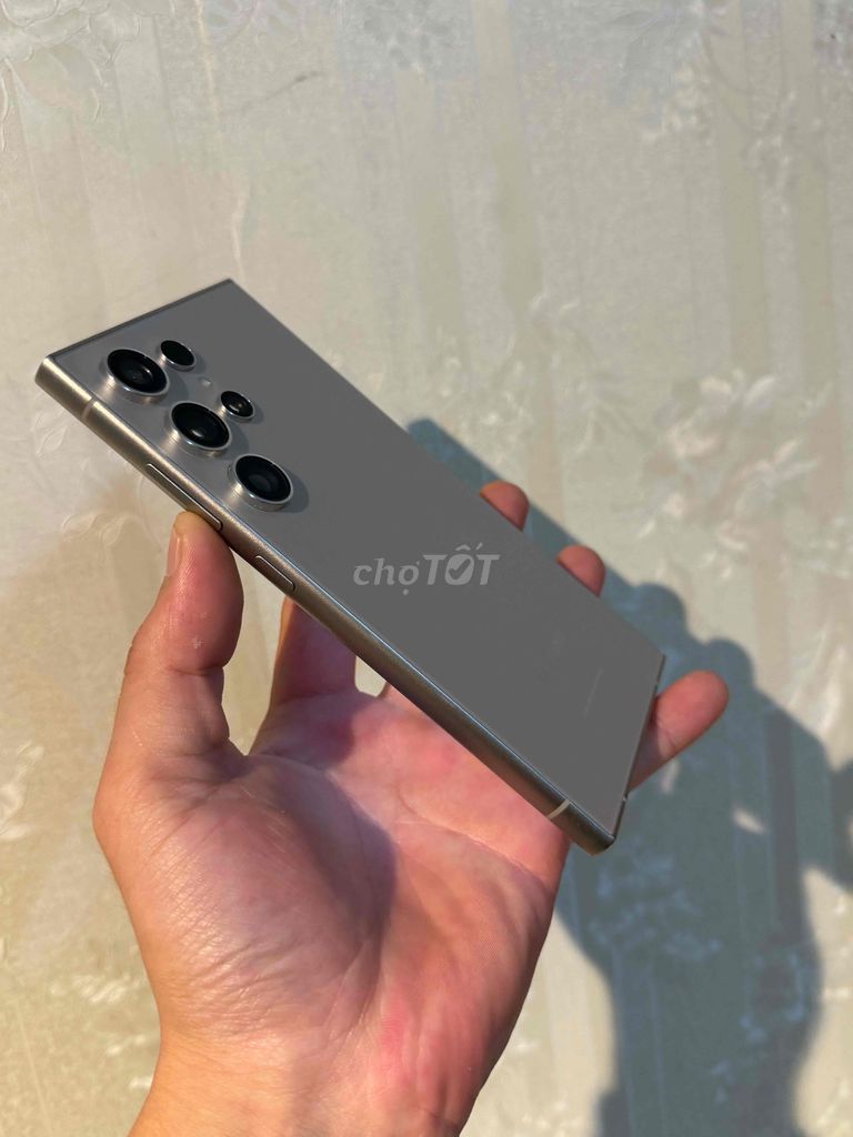Фото 3: Samsung S24 Ultra 256GB бронзовый