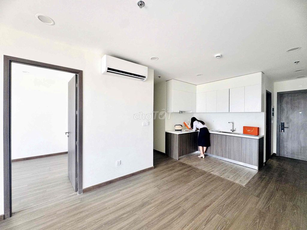 Фото 2: Продажа 2-комнатной квартиры в FPT Plaza 3, высокий этаж, хорошая цена, вид на город