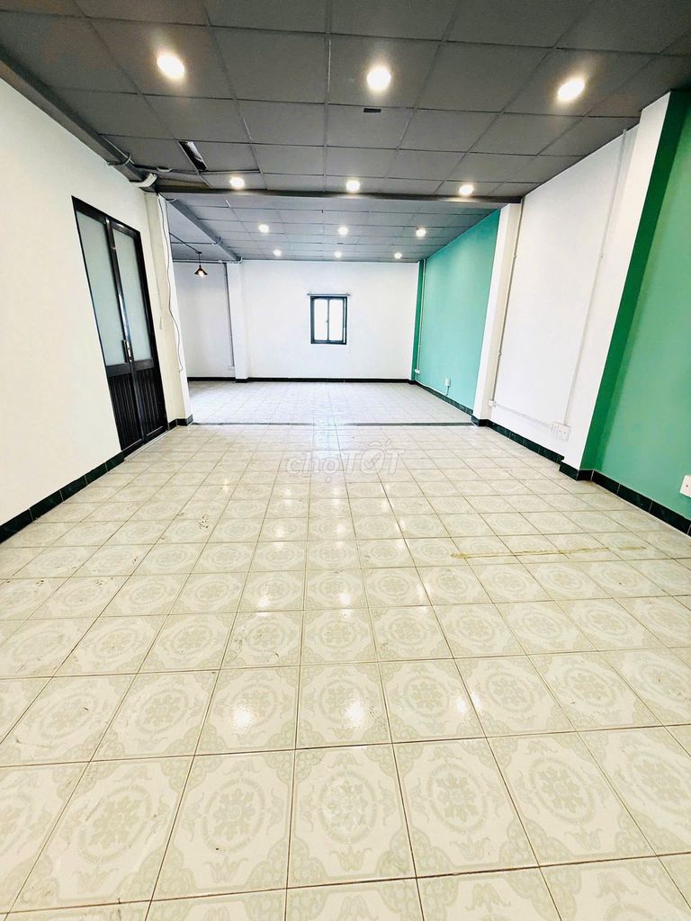 Фото 3: Сдается вилла БУЙ ДИНЬ ТУИ – ширина 10 м – общая площадь 600 м² – цена 4X