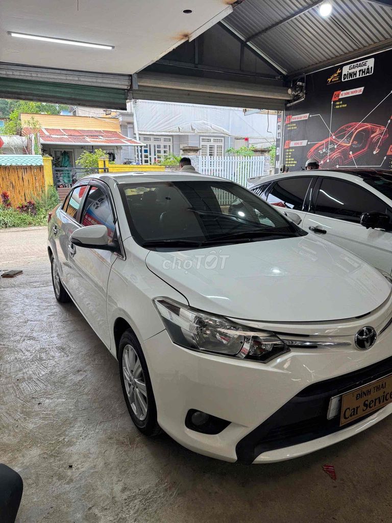Toyota Vios 2017, механическая, белый, 106 669 км
