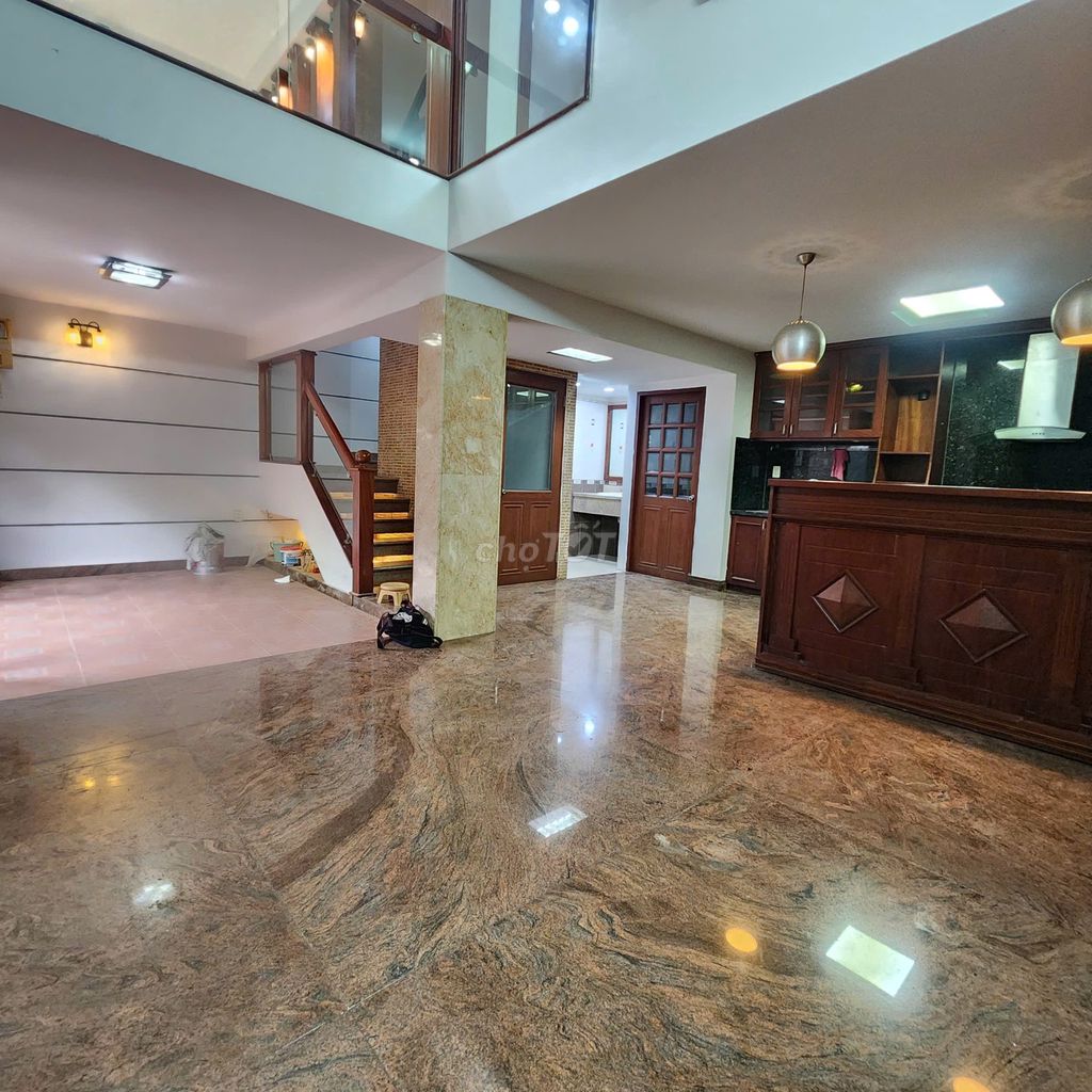 Фото 3: Cho thuê biệt thự Lạc Long Quân - 5 tầng - 9m x 13m (DTSD: 585m2)