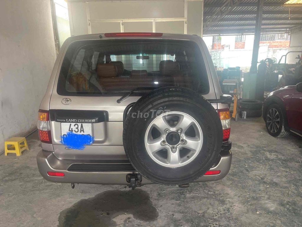 Фото 2: Toyota Land Cruiser 8 мест Бензин Механика Япония