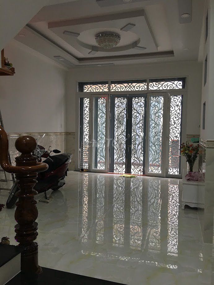 Фото 2: Q8 Giáp VVKiệt - C/CHỦ CHO THUÊ NHÀ 3 LẦU 13TR