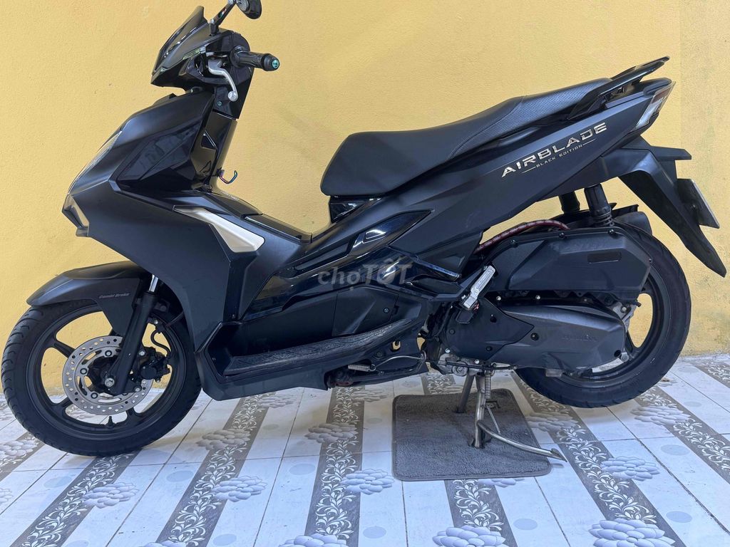 Air Blade 125 черный матовый 4 клапана супер красивый 43D2-008.92