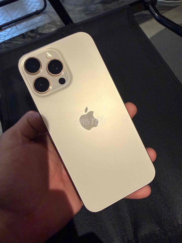 iPhone 16 Pro Max 256GB золотой 98%