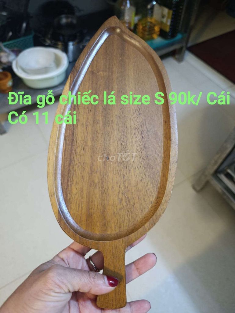 Đĩa gỗ tự nhiên hình lá nâu size S