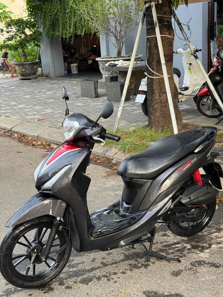 Фото 2: Kymco Candy Hermosa 50cc Серый