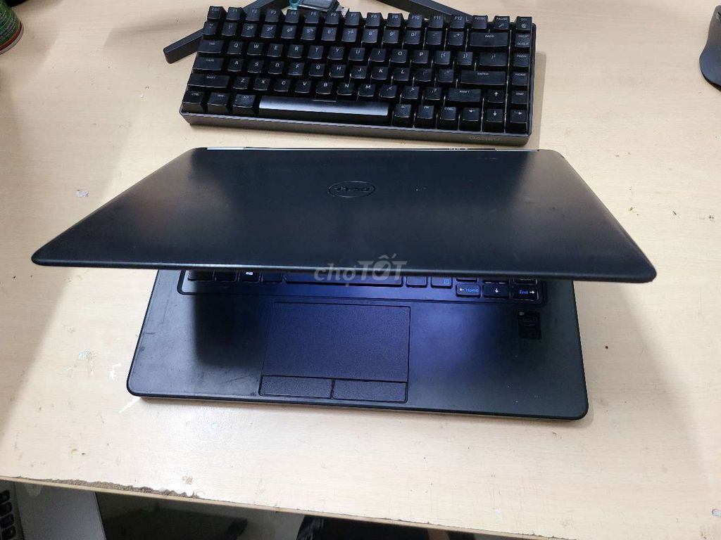 Фото 3: Dell E7250 i7-5600 12.5 inch 8GB/256GB pin chai