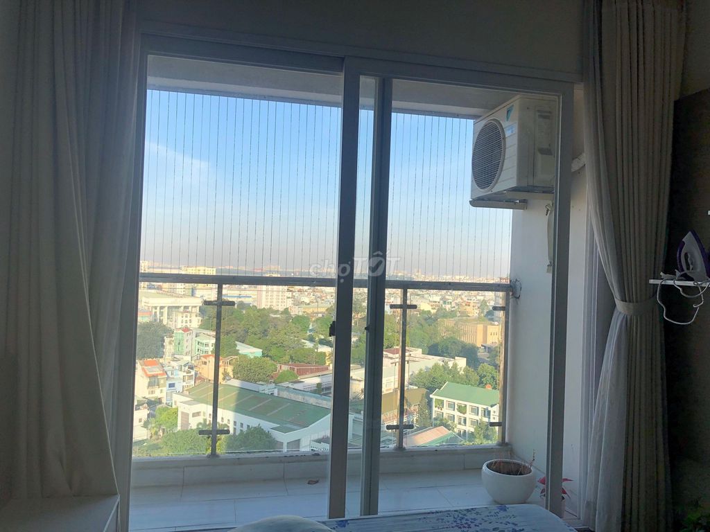 Сдается квартира в жилом комплексе Hoa Sen, район 11, 100 м², 3 спальни, 14 млн