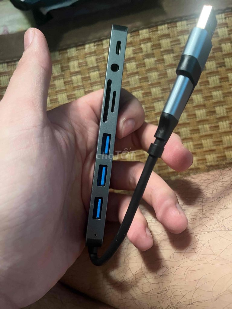 USB-хаб 8-в-1 серый