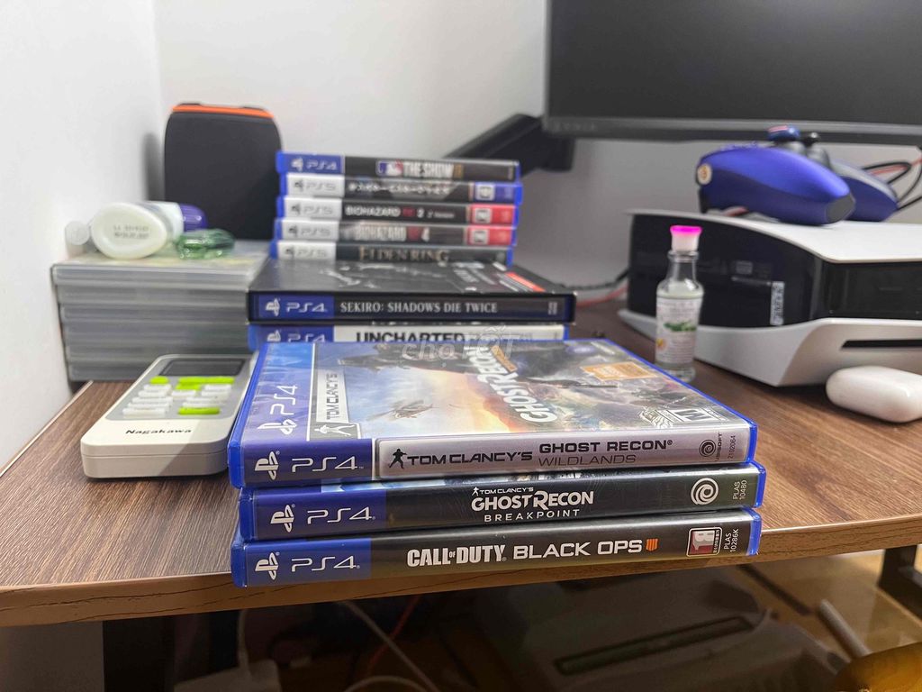 Диски игр PS4, лишние, нужно продать