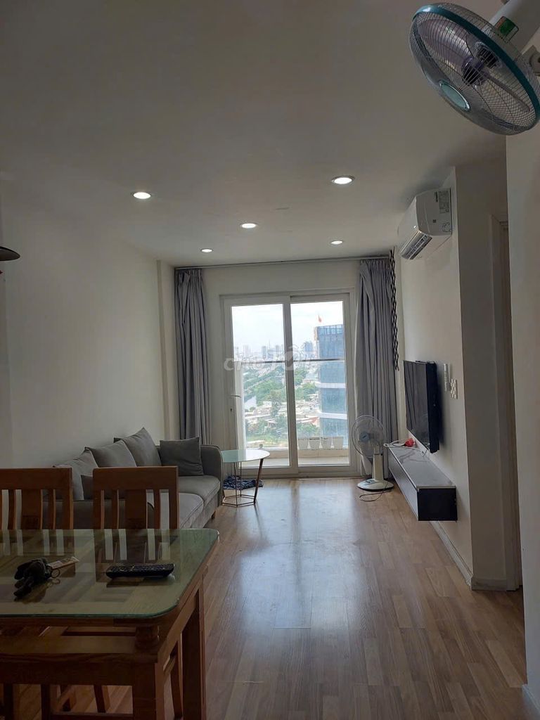 Собственник сдаёт квартиру в ЖК City Gate Võ Văn Kiệt, 75 м², 2 спальни, 2 санузла, с полной мебелью