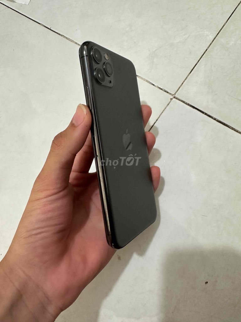 Фото 2: Apple iPhone 11 Pro Max Серый A13 Bionic