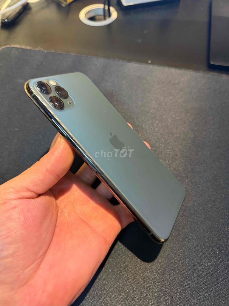Фото 2: iPhone 11 Pro Max 64GB Серый Б/У