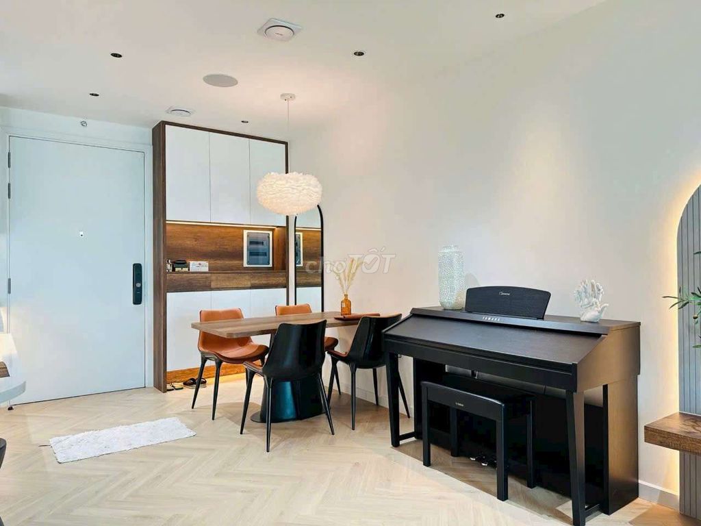 Фото 2: Аренда квартиры в районе 1, жилой комплекс Vinhomes Golden River Bason, 1 спальня.